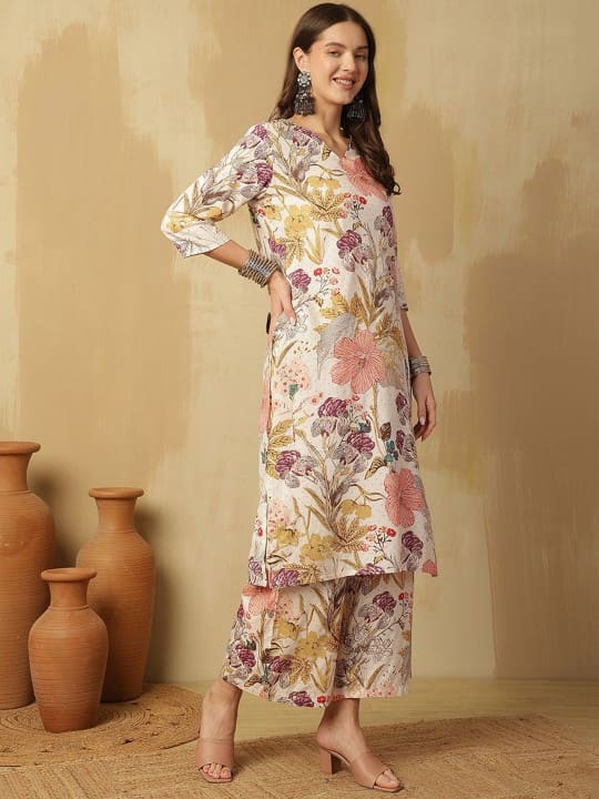 791451ae-bd2c-46a7-88f7-487dfd6ae8ff1736864560810KurtaSets4